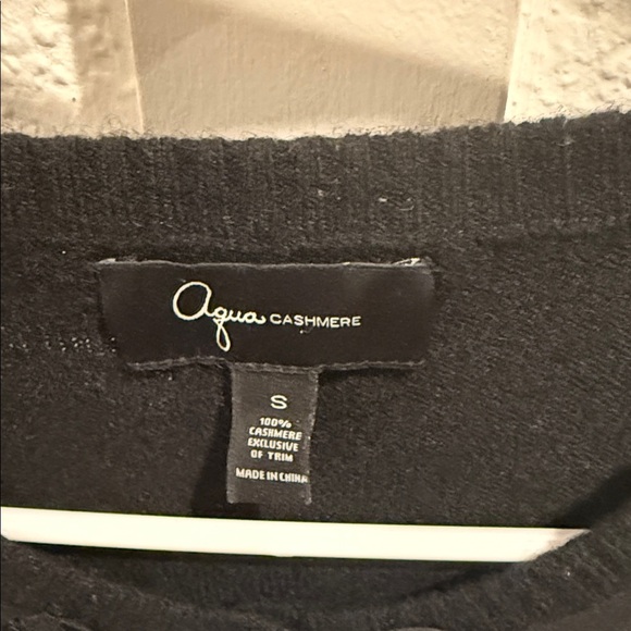 Aqua Cashmere - Black with Trim detail size S - Picture 3 of 6